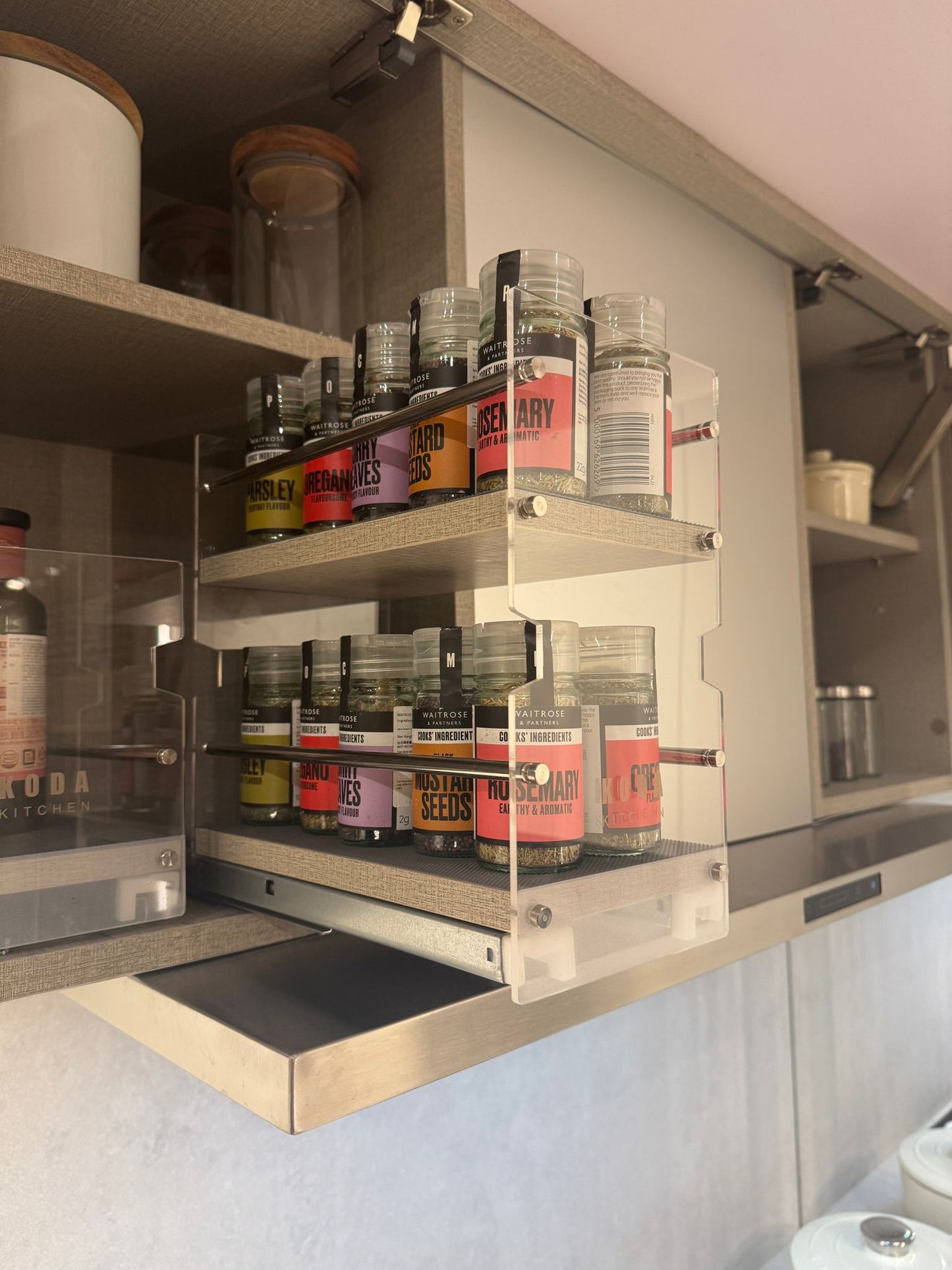 【預購Pre-order】【KODA】Pull-out spice rack kitchen basket for wall unit, soft-closing 吊柜用調味瓶拉籃 阻尼關閉  | 廚房配件 | 櫥柜  | 拉籃 |